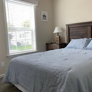 Apartment Near Parks At Great Price!, Kissimmee